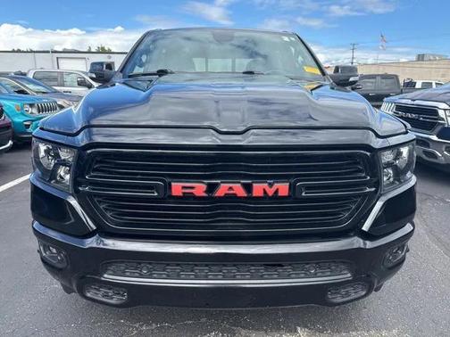2019 RAM 1500 Big Horn/Lone Star Crew Cab 4x4 57' Box