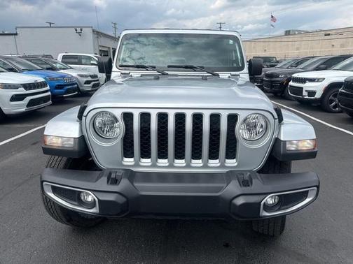 2023 Jeep Gladiator Overland