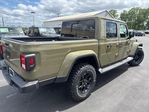 2025 Jeep Gladiator High Tide