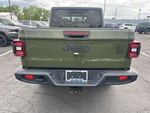 2021 Jeep Gladiator Willys 4x4