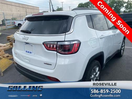 2022 Jeep Compass Latitude Lux