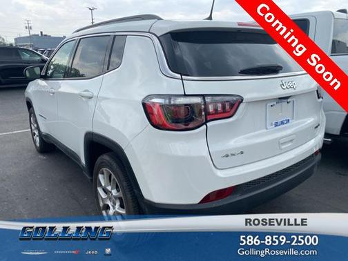 2022 Jeep Compass Latitude Lux