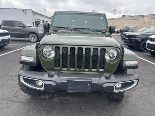 2021 Jeep Gladiator Sport