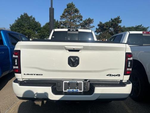 2024 RAM 2500 Limited Crew Cab 4x4 6'4' Box