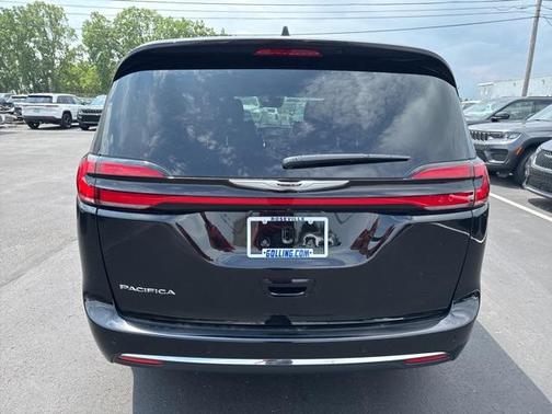 2025 Chrysler Pacifica L