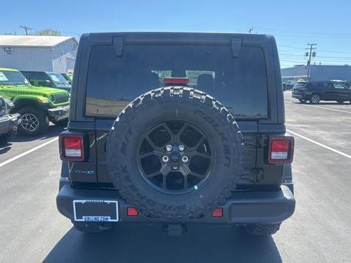 2025 Jeep Wrangler 4xe Willys