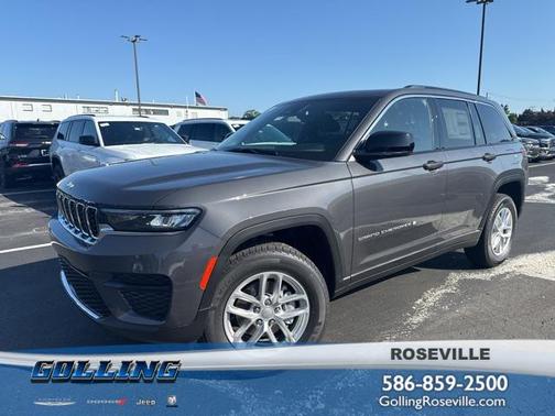 2025 Jeep Grand Cherokee Laredo