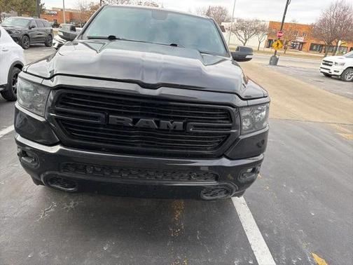 2019 RAM 1500 Big Horn/Lone Star Crew Cab 4x4 57' Box