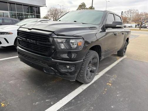 2019 RAM 1500 Big Horn/Lone Star Crew Cab 4x4 57' Box