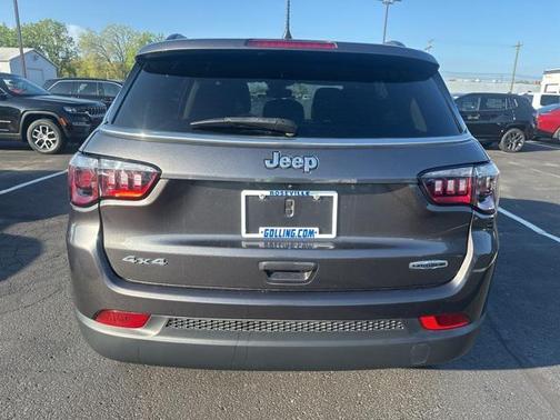 2022 Jeep Compass Latitude Lux