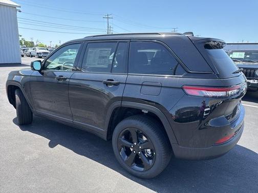 2025 Jeep Grand Cherokee Limited X