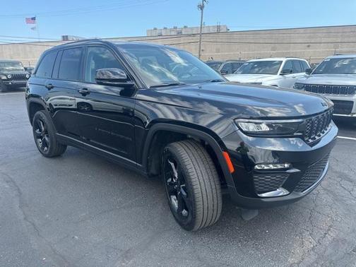 2023 Jeep Grand Cherokee Limited X