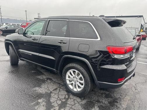 2022 Jeep Grand Cherokee Laredo