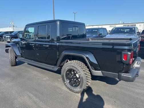 2025 Jeep Gladiator High Tide