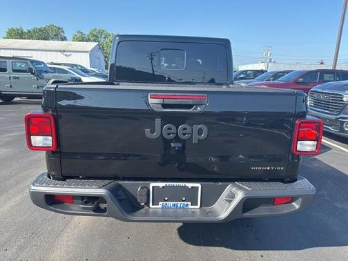 2025 Jeep Gladiator High Tide