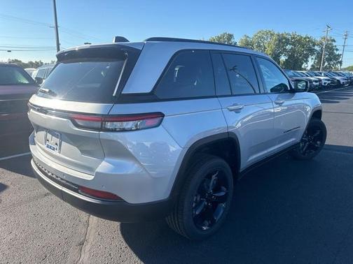 2024 Jeep Grand Cherokee Altitude