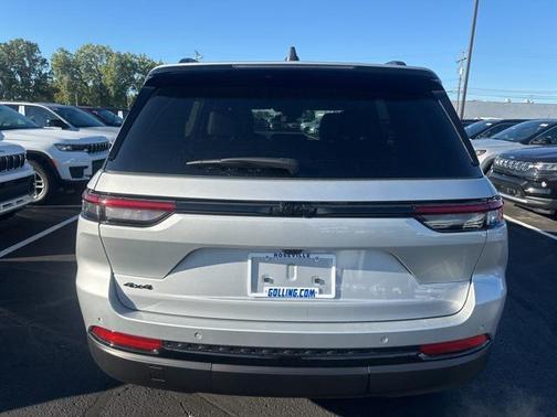 2024 Jeep Grand Cherokee Altitude