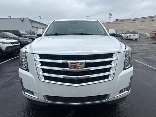 2019 Cadillac Escalade Luxury