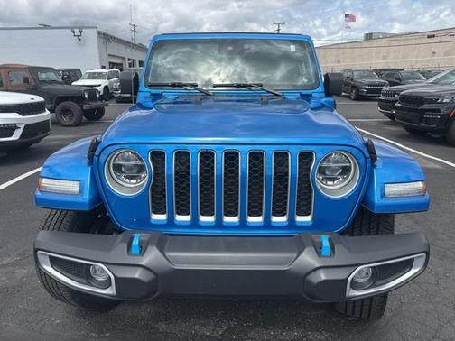 2022 Jeep Wrangler Unlimited 4xe Sahara
