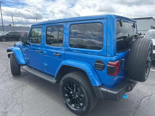 2022 Jeep Wrangler Unlimited 4xe Sahara
