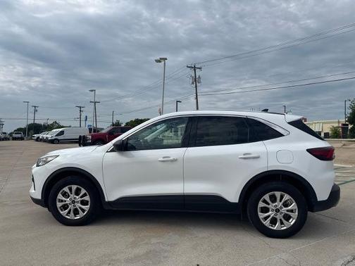 OXFORD WHITE 2024 Ford Escape ACTIVE