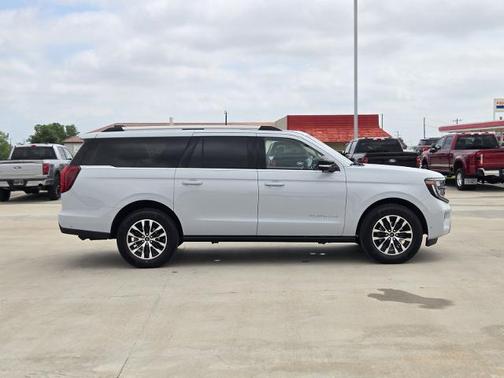 SPACE SILVER METALLIC 2025 Ford Expedition PLATINUM