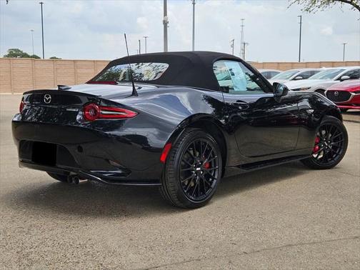 2025 Mazda MX-5 Miata Club