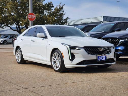 2022 Cadillac CT4 Luxury