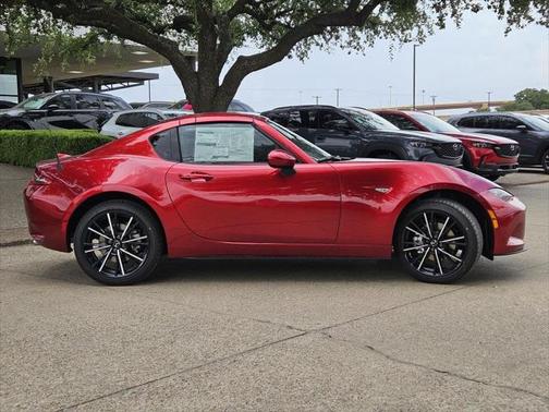 2025 Mazda MX-5 Miata RF Grand Touring