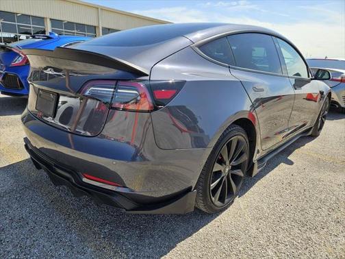 2019 Tesla Model 3 Mid Range