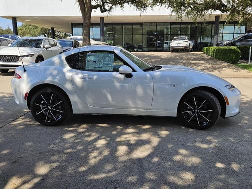 2025 Mazda MX-5 Miata RF Grand Touring