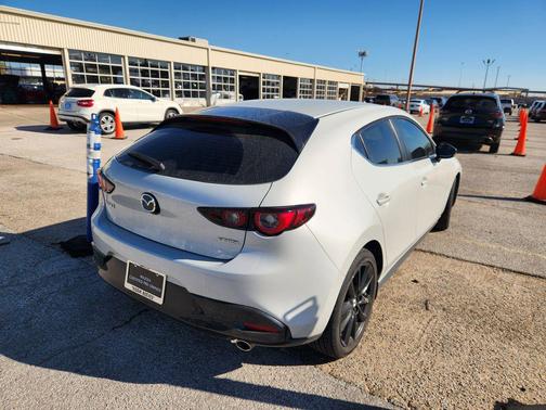 2024 Mazda Mazda3 2.5 S Select Sport