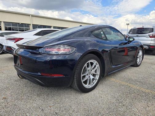 2021 Porsche 718 Cayman T