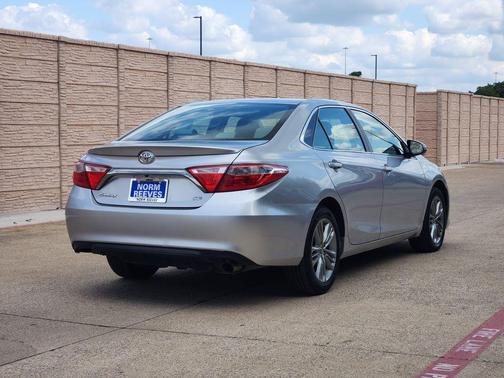 Celestial Silver Metallic 2015 Toyota Camry SE