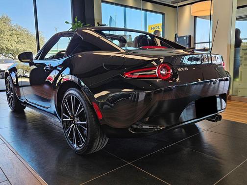 2025 Mazda MX-5 Miata RF Grand Touring