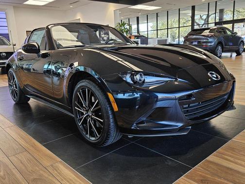 2025 Mazda MX-5 Miata RF Grand Touring