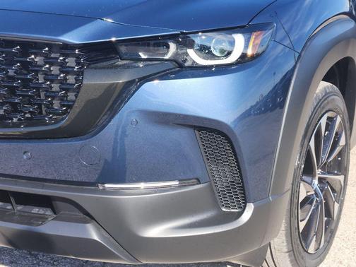 2026 Mazda CX-50 Hybrid Premium Plus