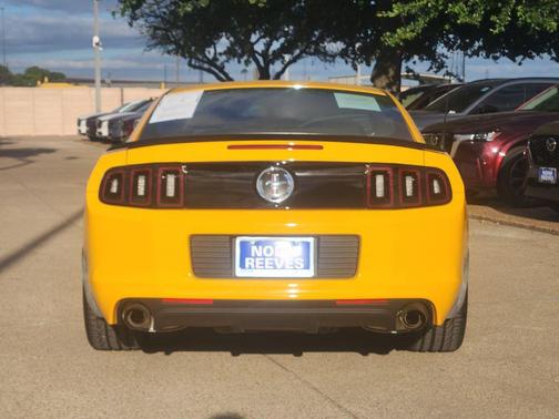 School Bus Yellow 2013 Ford Mustang Boss 302