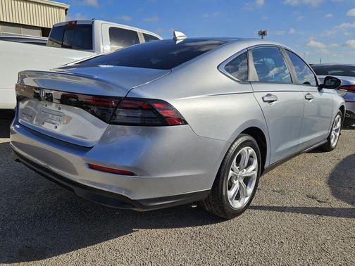 2025 Honda Accord LX 1.5T