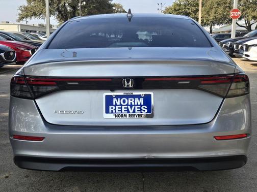 2025 Honda Accord LX 1.5T