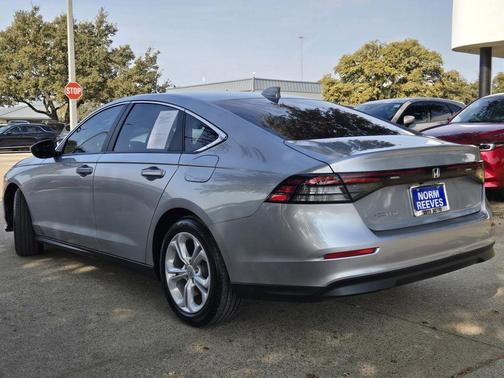 2025 Honda Accord LX 1.5T