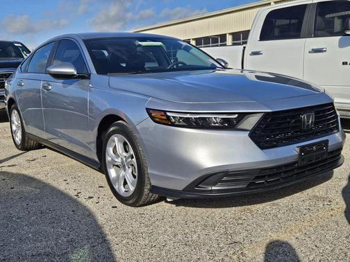 2025 Honda Accord LX 1.5T