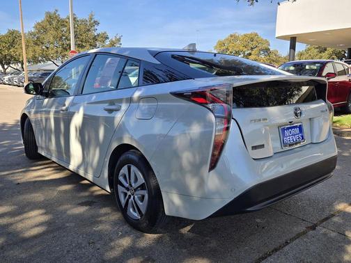 2018 Toyota Prius Two