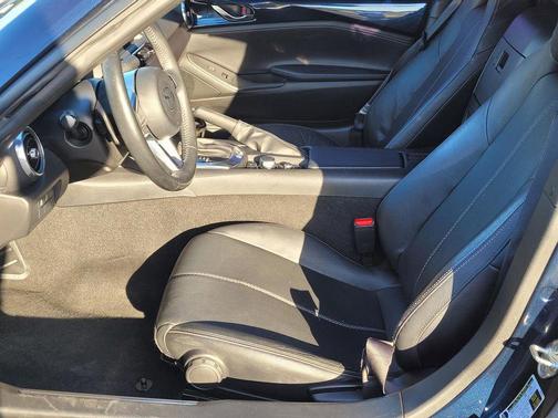 2021 Mazda MX-5 Miata RF Grand Touring