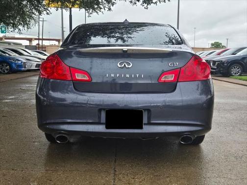 2011 INFINITI G37 Journey