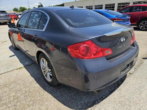2011 INFINITI G37 Journey