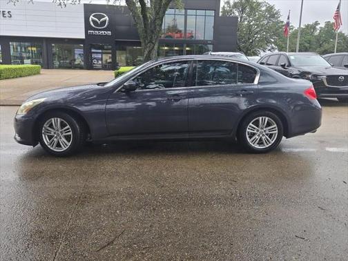 2011 INFINITI G37 Journey