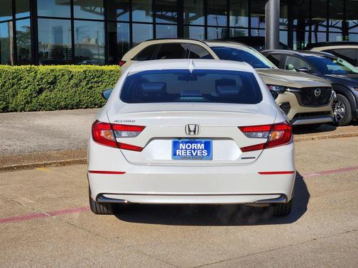 2019 Honda Accord Hybrid EX