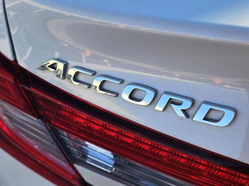 2019 Honda Accord Hybrid EX