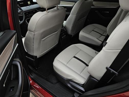 2025 Mazda CX-90 PHEV Base